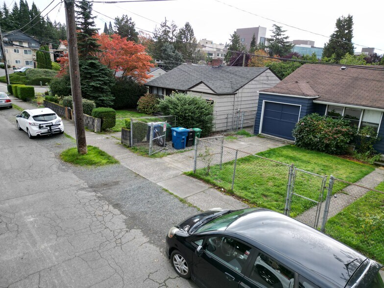 More Photos Of 3907 NE 50th St, Seattle Land For Sale