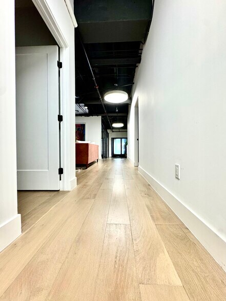 More Photos Of 731 S Broadway, Los Angeles Loft Creative Space For Lease