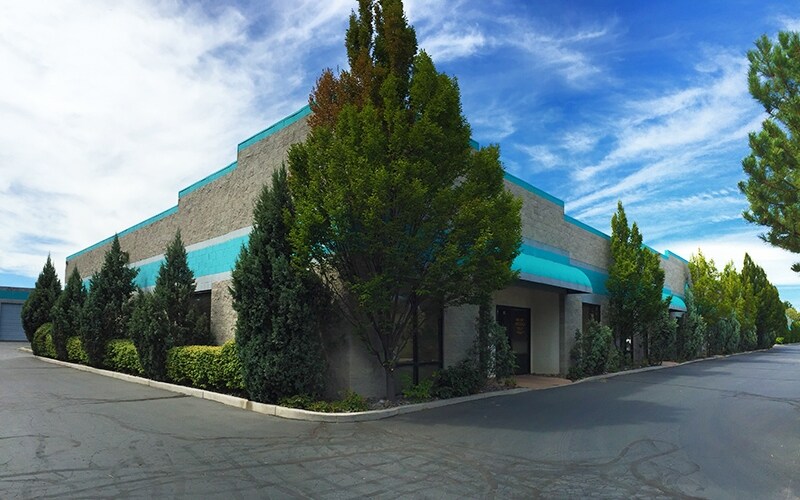 More Photos Of 30 Ohm Pl, Reno Warehouse For Lease