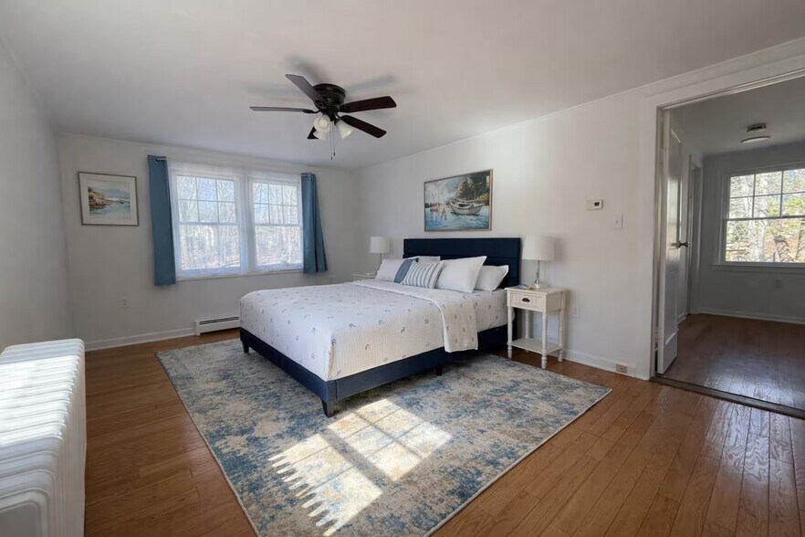 More Photos Of 19 W Shore Dr, Clinton Specialty For Sale