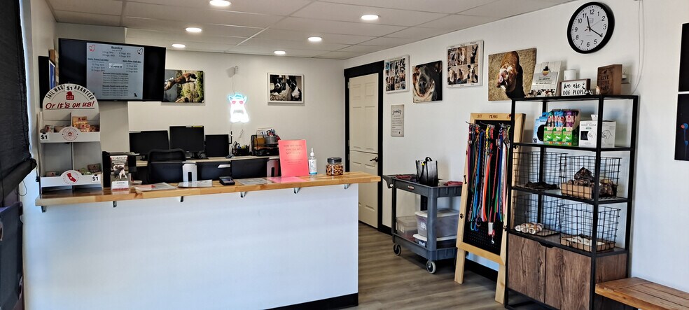 More Photos Of 4225-4231 N Elizabeth St, Pueblo Industrial For Sale