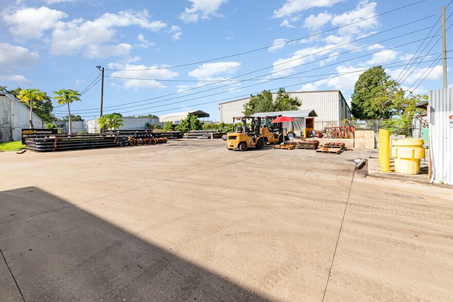 More Photos Of 204 5th St, Orlando Industrial For Sale