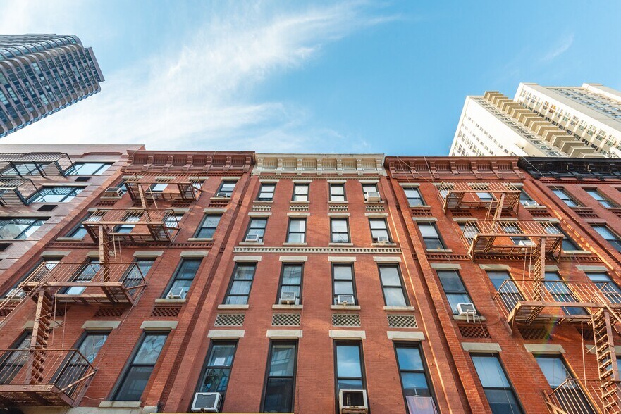 More Photos Of 1667 York Ave, New York Apartments For Sale