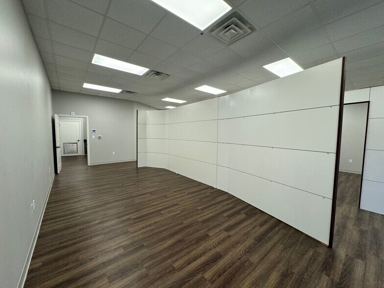 More Photos Of 249 N College Rd, Lafayette Loft Creative Space For Lease