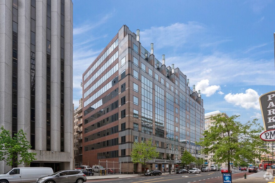More Photos Of 1250 H St NW, Washington Office For Lease