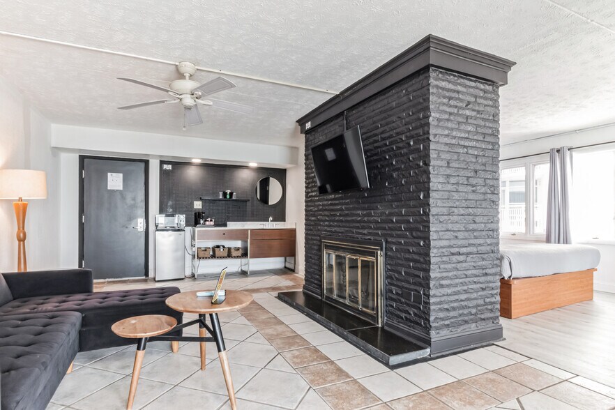 More Photos Of 2502 N Ocean Blvd, Myrtle Beach Hotel For Sale