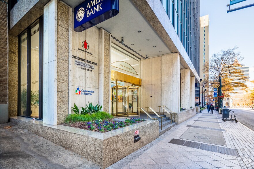 More Photos Of 260-270 Peachtree St NW, Atlanta Unknown For Lease