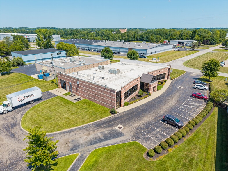 More Photos Of 275 Outerbelt St, Columbus Office For Sale