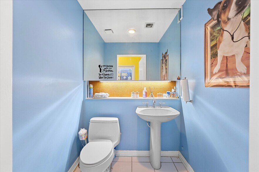 More Photos Of 609 NE 127th St, North Miami Freestanding For Sale