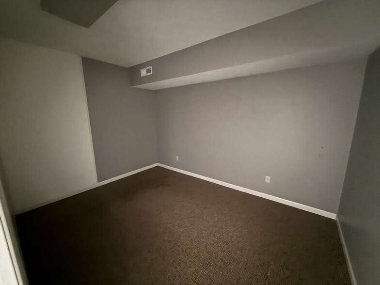 More Photos Of 211 S Main St, Atkinson Storefront Retail Residential For Sale