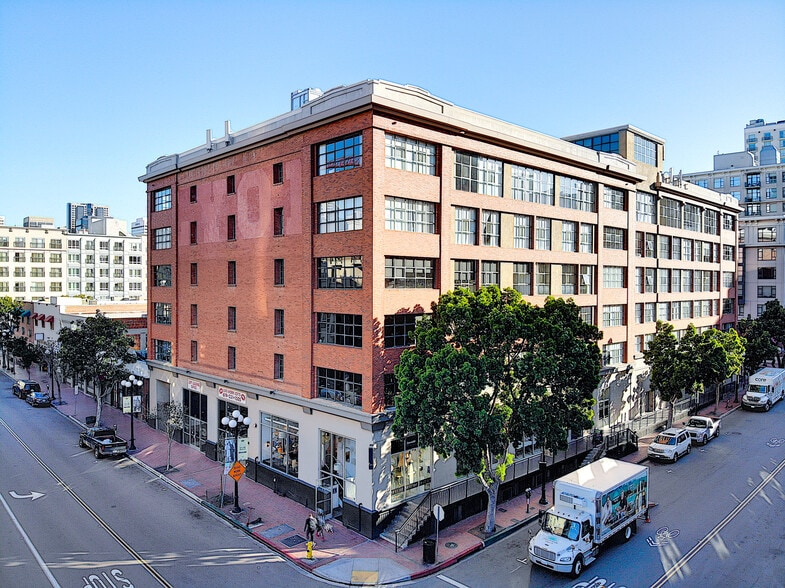 Primary Photo Of 310 5th Ave, San Diego Apartments For Lease