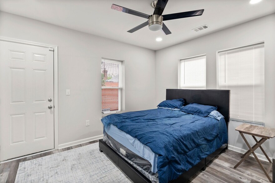 More Photos Of 4710 Liberty Heights Ave, Baltimore General Retail For Sale