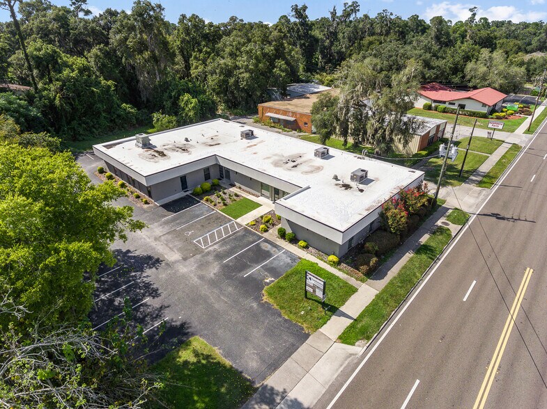 More Photos Of 2720 NW 6th St, Gainesville Medical For Lease