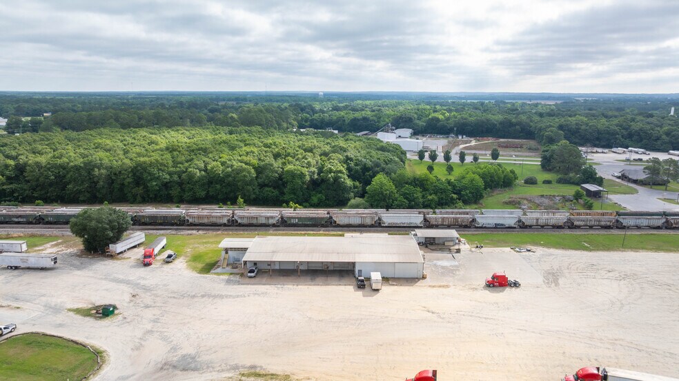 More Photos Of 565 Thomas St, Camilla Industrial For Sale