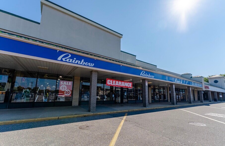 More Photos Of 264-350 Middle Country Rd, Coram Unknown For Lease