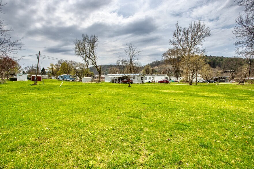 More Photos Of 9393 Carriage Dr, Lindley Multifamily For Sale