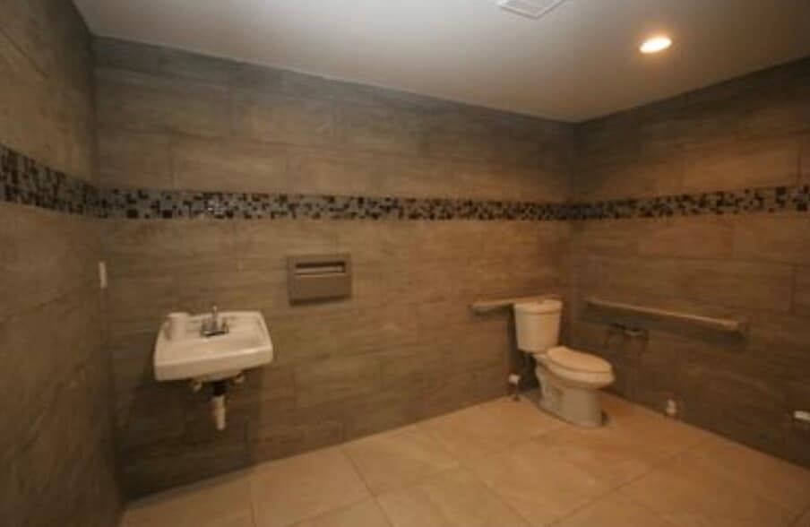 More Photos Of 8514 Hospital Dr, Douglasville Freestanding For Sale