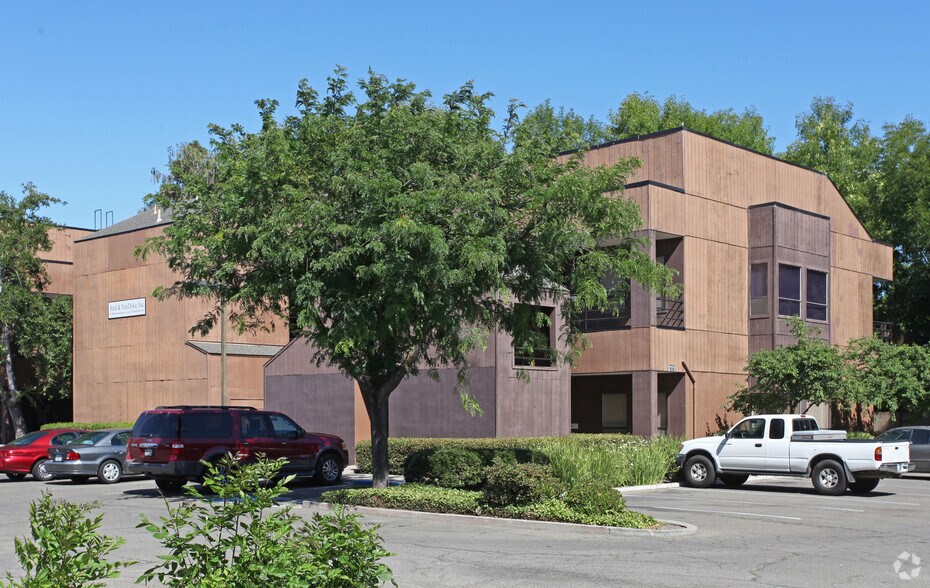 Primary Photo Of 2111 W March Ln, Stockton Office For Lease