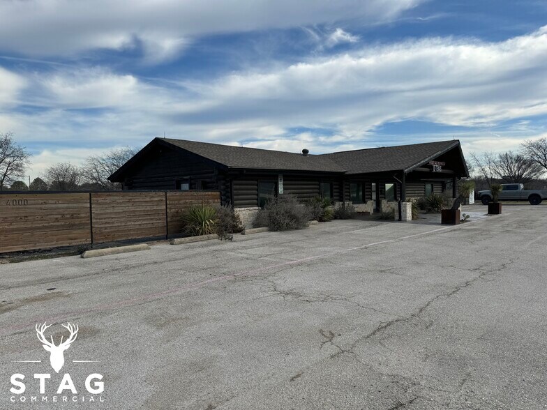 More Photos Of 4000 W University Dr, Denton Storefront Retail Office For Sale