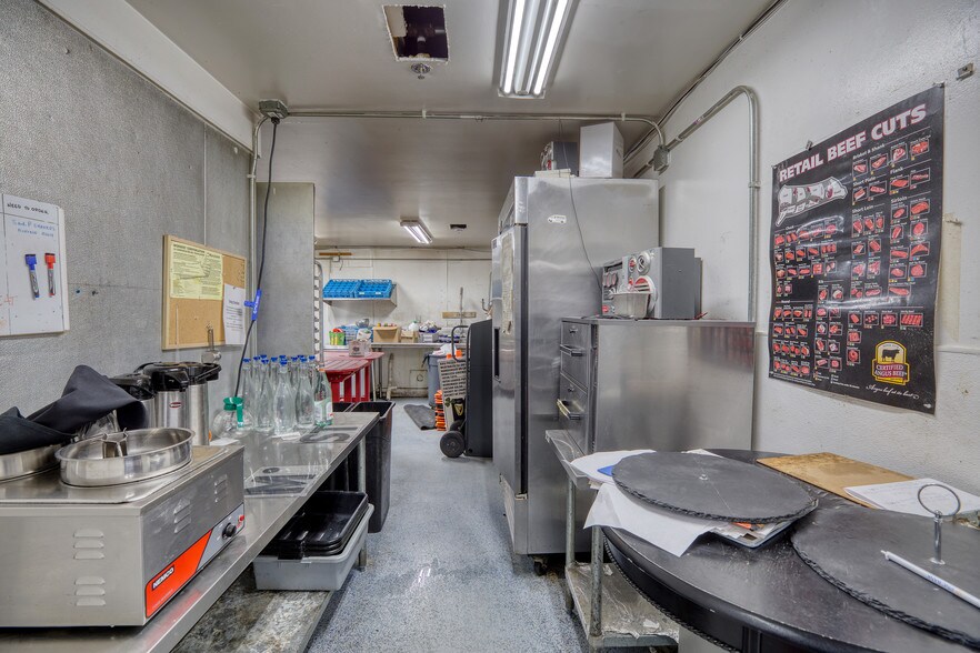 More Photos Of 5401 Coastal Hwy, Ocean City Restaurant For Sale