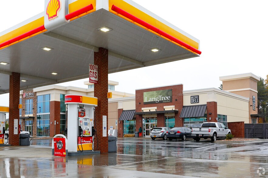 More Photos Of 401 Langtree Rd, Mooresville Convenience Store For Lease