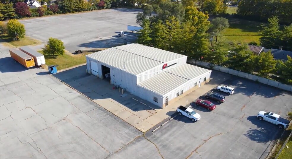 More Photos Of 2560 W Morris St, Indianapolis Warehouse For Lease