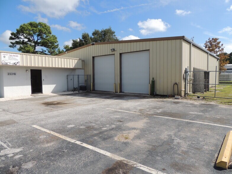 More Photos Of 2311 Whitfield Industrial Way, Sarasota Warehouse For Sale