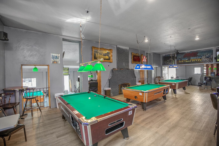 More Photos Of 57968 County Road 7, Elkhart Restaurant For Sale