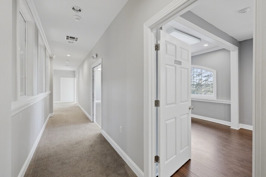 More Photos Of 6470 Georgia 400, Cumming Medical For Sale