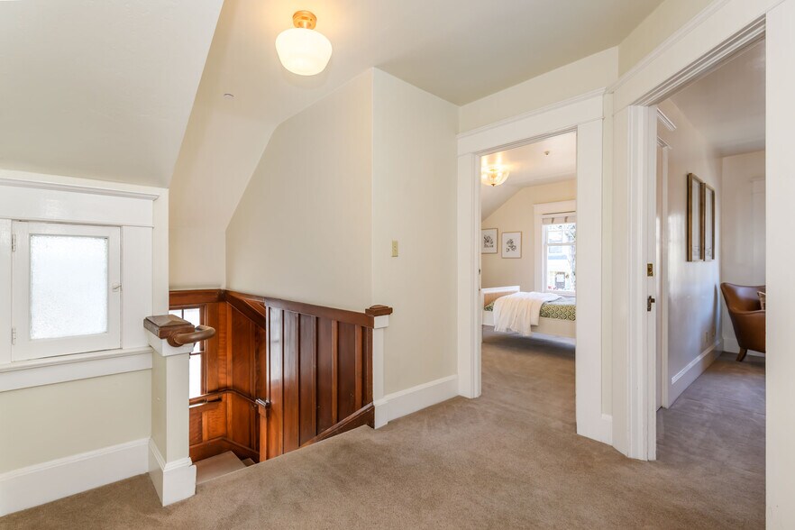 More Photos Of 8 Keller St, Petaluma Office Residential For Sale