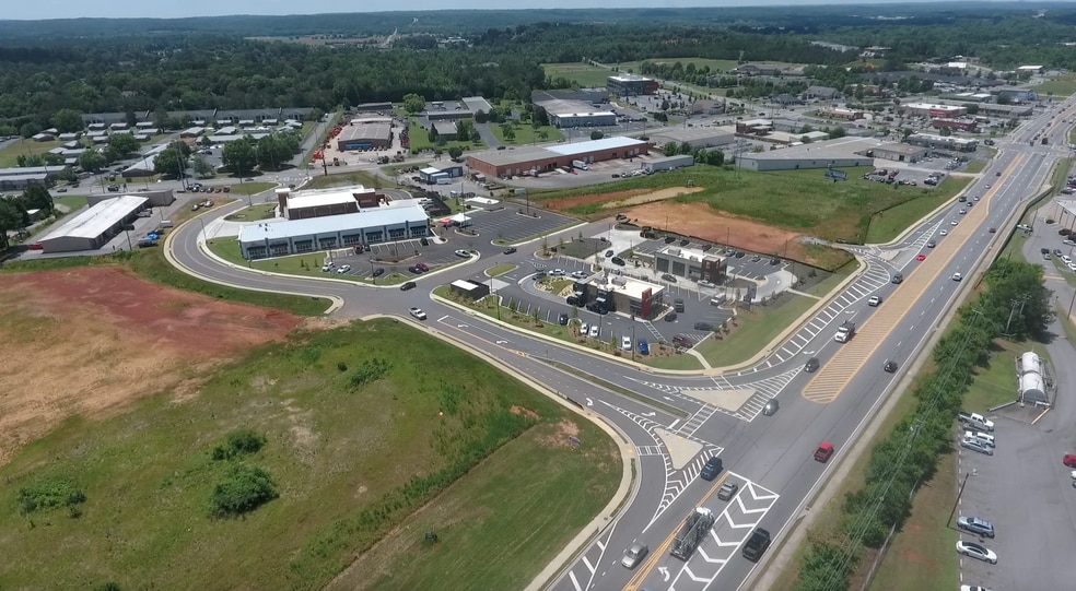 More Photos Of 11 Charley Harper Dr, Cartersville Medical For Lease