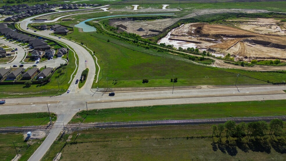 More Photos Of Highway 3 @ Central Parkway, Texas City Land For Sale