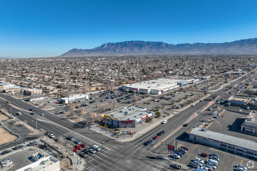 More Photos Of 3621-3901 Menaul NE, Albuquerque General Retail For Lease