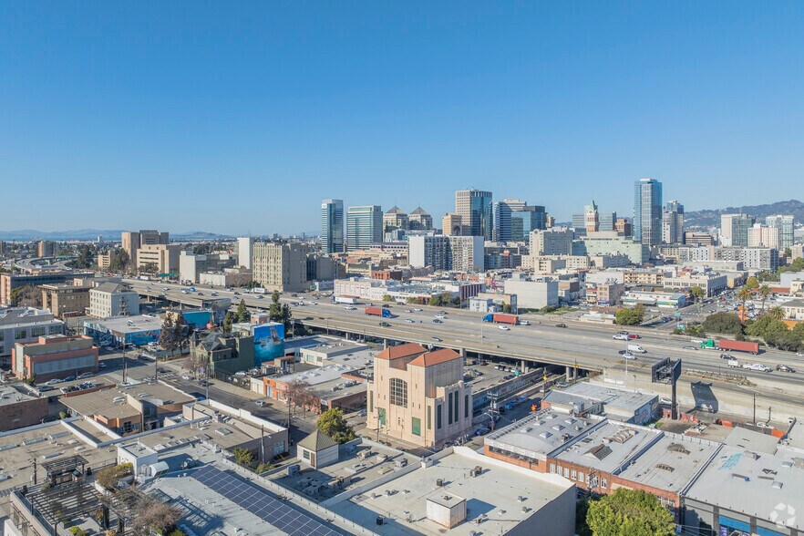 More Photos Of 318 Harrison St, Oakland Loft Creative Space For Lease