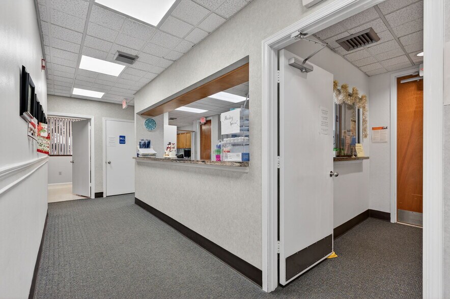 More Photos Of 1500 NW 10th Ave, Boca Raton Medical For Sale