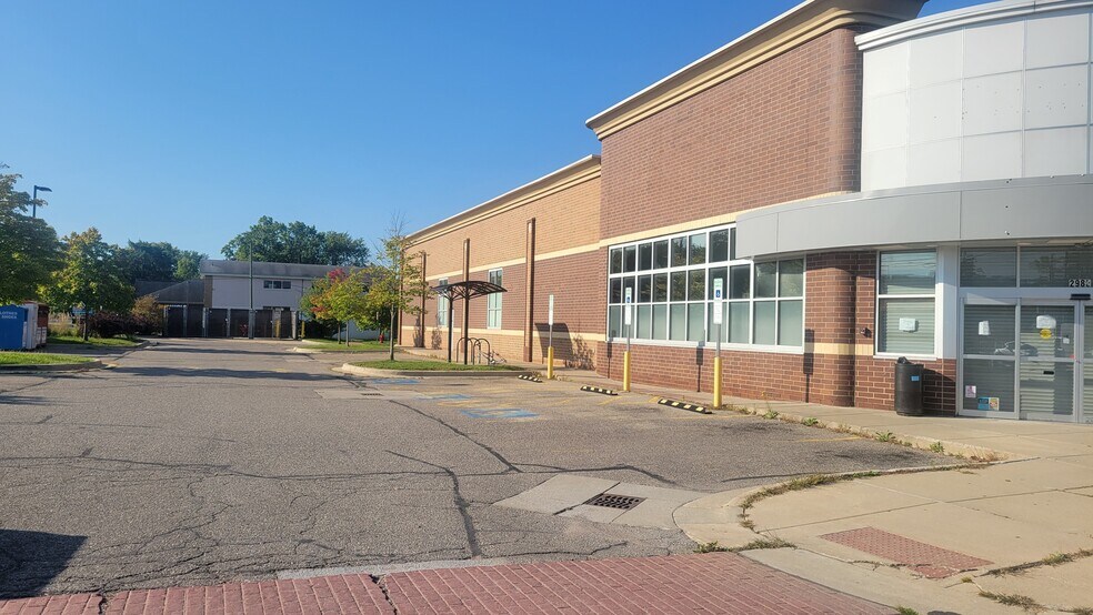 More Photos Of 2980 Packard Rd, Ann Arbor Drugstore For Lease