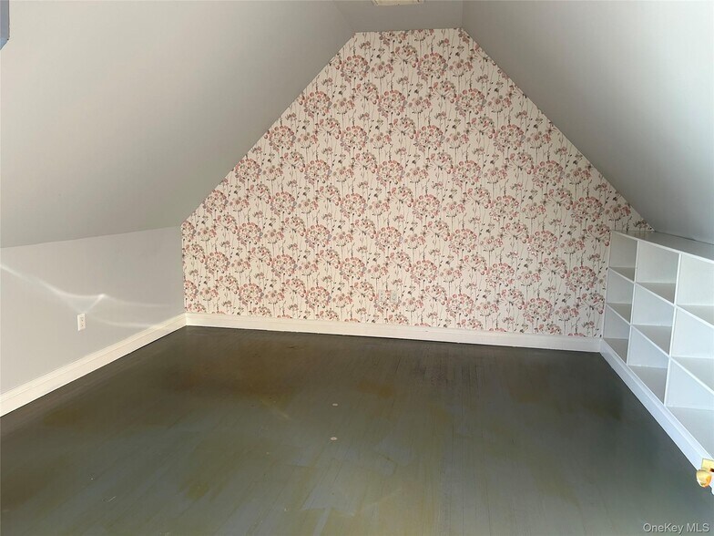 More Photos Of 361 Union Blvd, West Islip Office For Sale