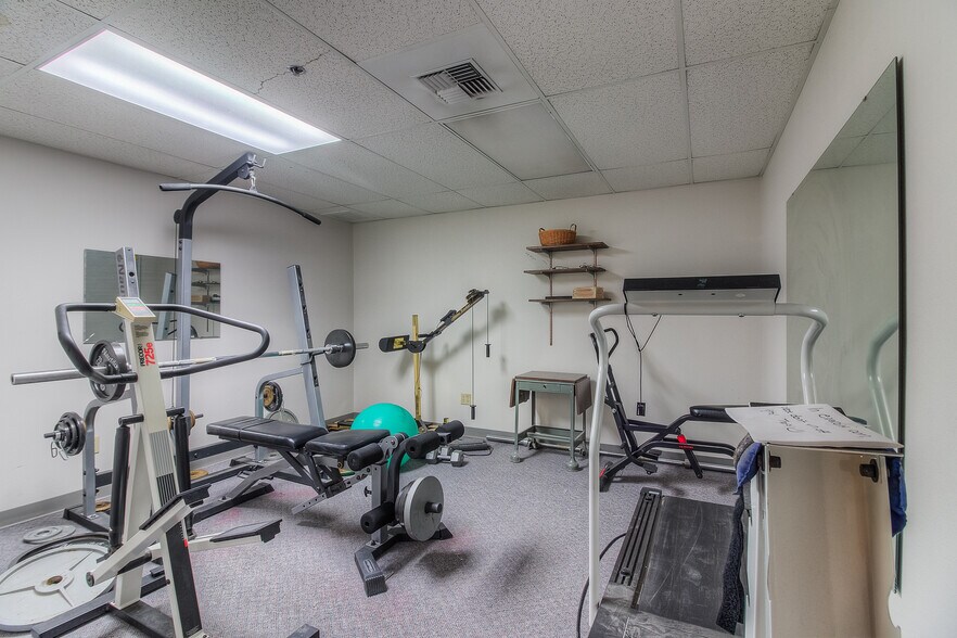 More Photos Of 504 N 40th Ave, Yakima Medical For Sale