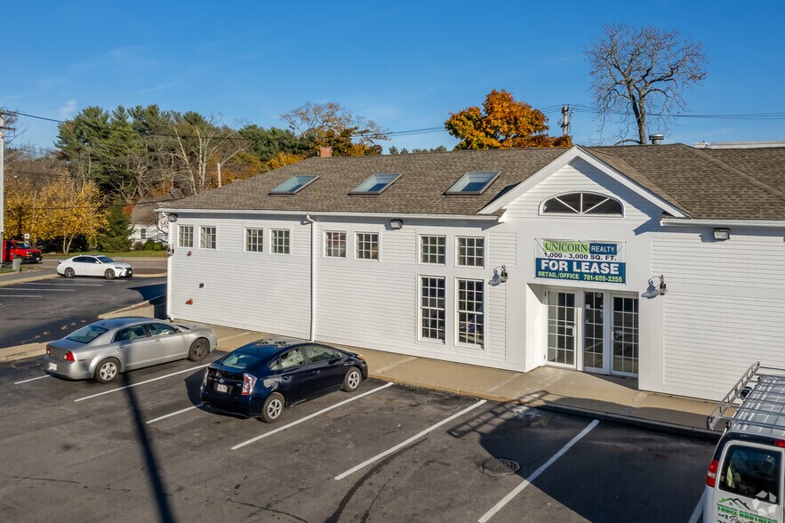 More Photos Of 1 Whiting St, Hingham Freestanding For Lease