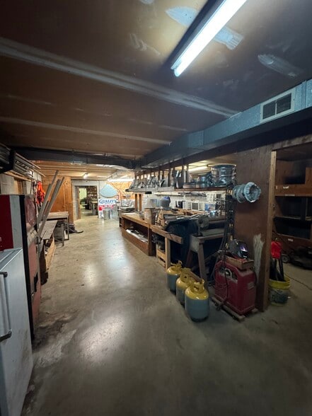 More Photos Of 1412 W Kirkwood Ave, Bloomington Industrial For Sale