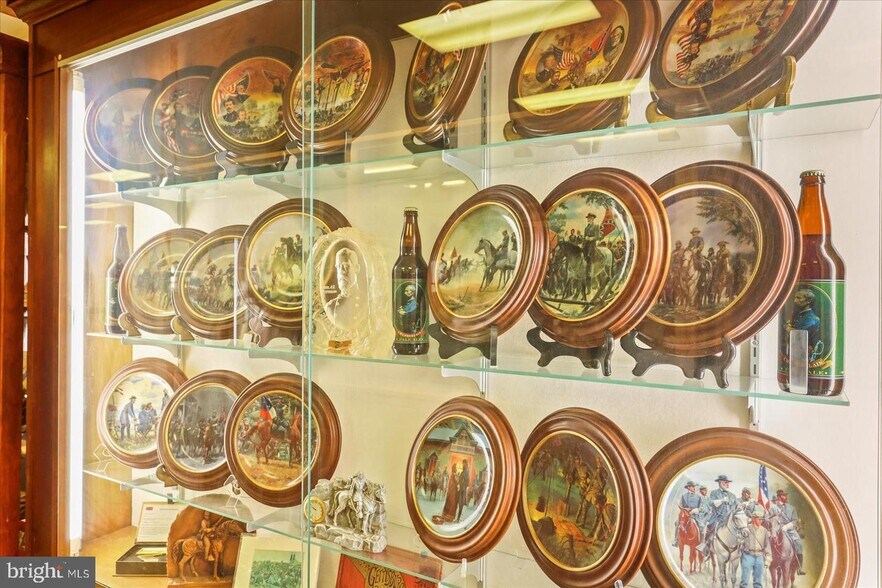 More Photos Of 425 Steinwehr Ave, Gettysburg Storefront Retail Office For Sale