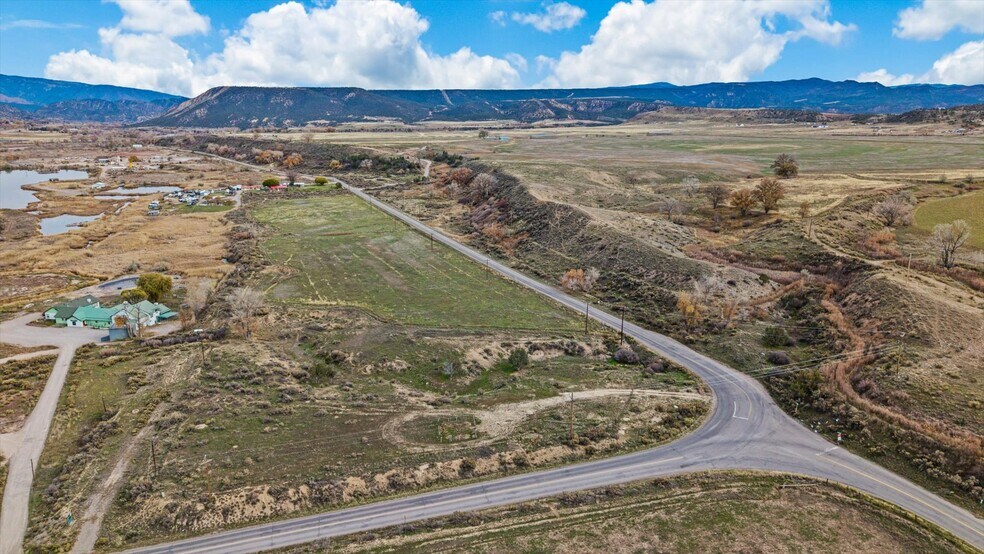 More Photos Of 584 County Road 331, Silt Distribution For Sale