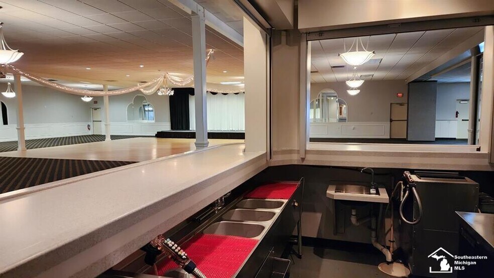 More Photos Of 12375 S Telegraph Rd, La Salle Specialty For Sale