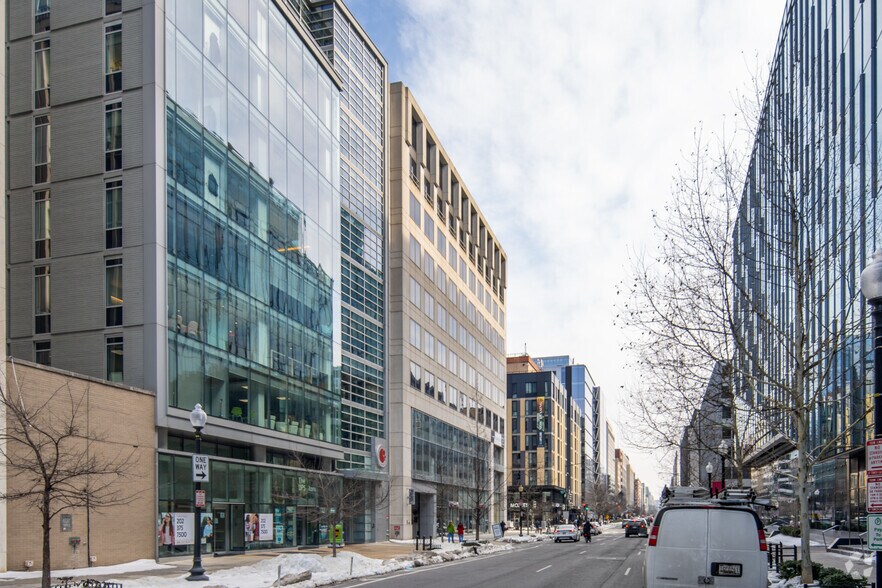 More Photos Of 2001 L St NW, Washington Coworking Space