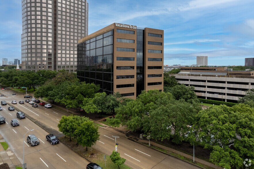 Primary Photo Of 5851 San Felipe St, Houston Office For Lease