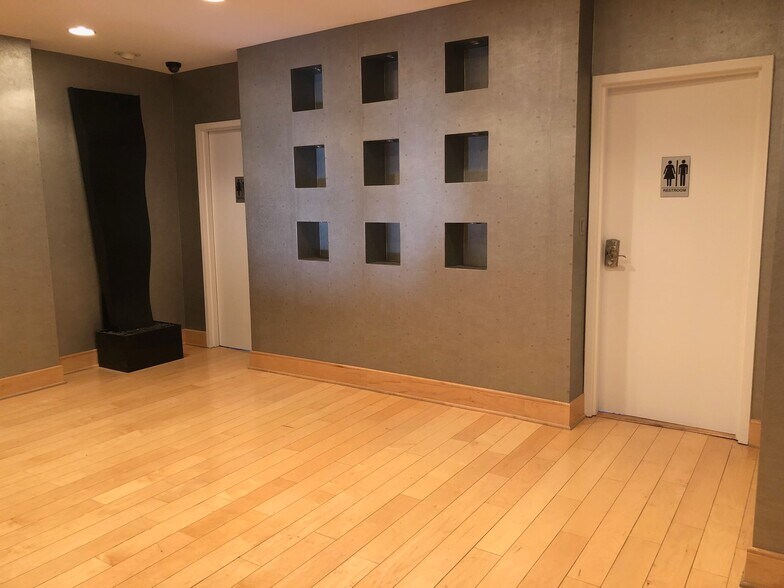 More Photos Of 1055 Dove Run Rd, Lexington Coworking Space