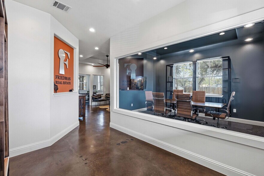 More Photos Of 5901 Old Fredericksburg Rd, Austin Office For Sale