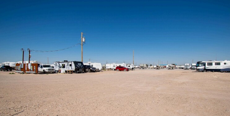 More Photos Of 220 Camp St, Mentone Trailer Camper Park For Sale