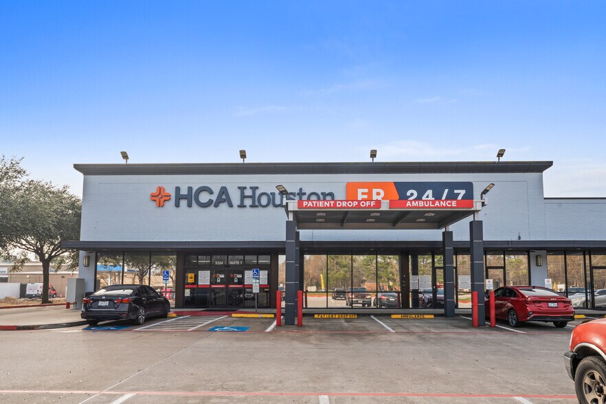 More Photos Of 5324 Atascocita Rd, Humble Storefront For Sale