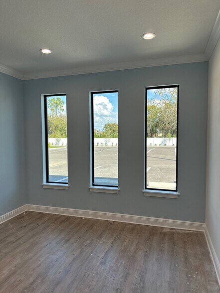 More Photos Of McKendree Rd, San Antonio Office For Sale